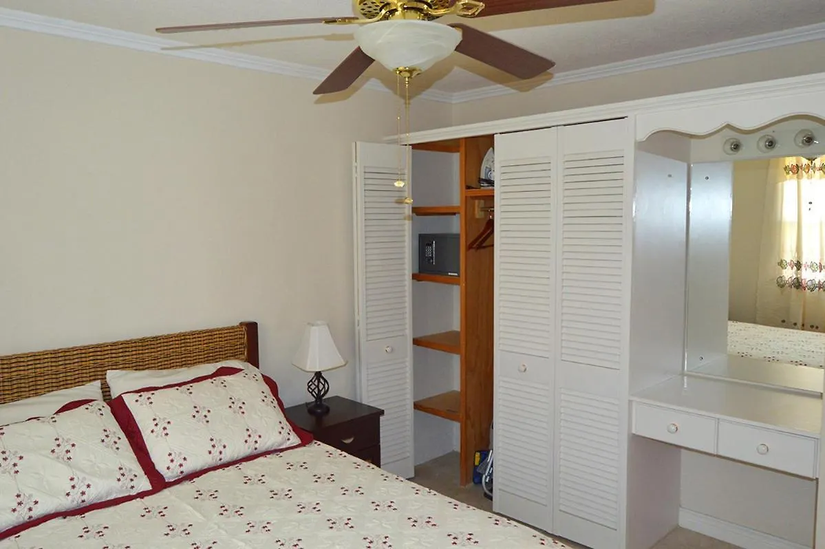 Ocean Path Villas Christ Church Apartment