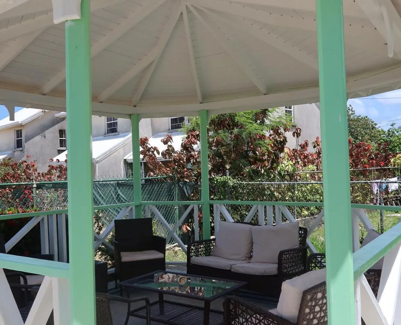Ocean Path Villas Christ Church Apartment