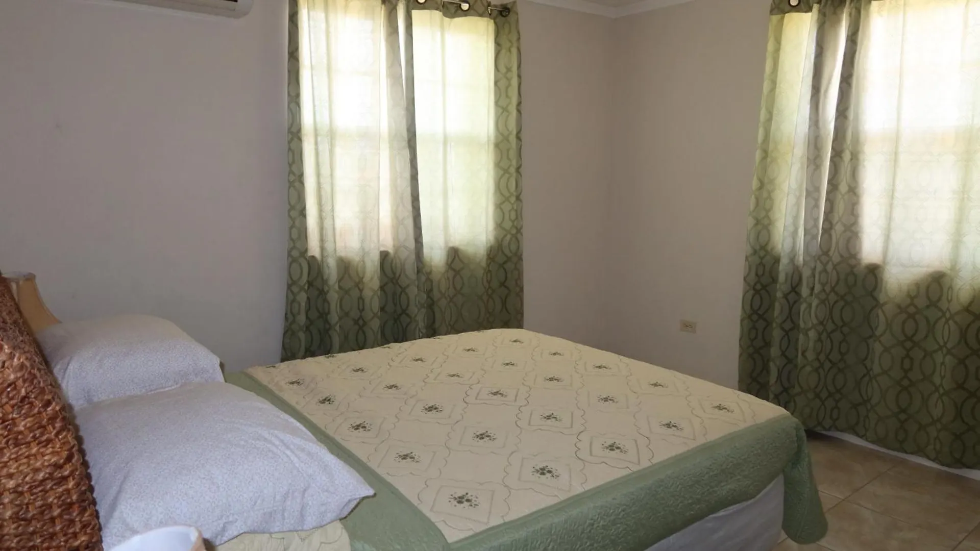 Ocean Path Villas Christ Church 0*,  Barbados