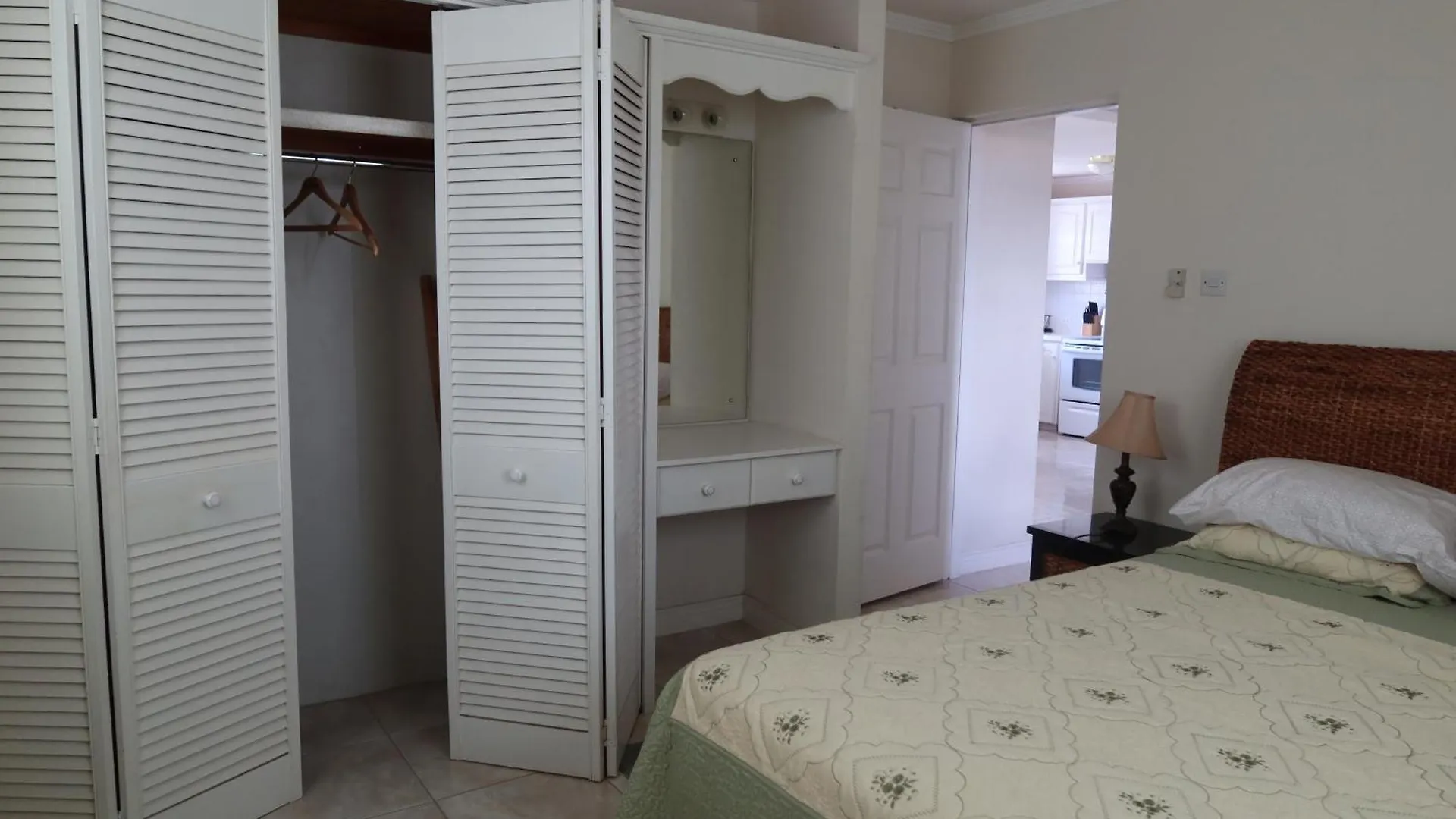 Ocean Path Villas Christ Church Apartment